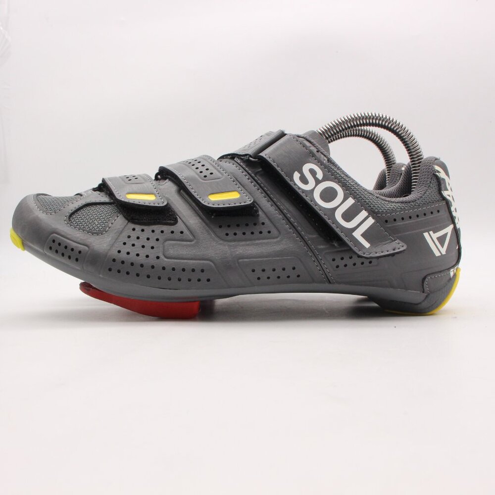 SOUL CYCLE Pearl Izumi Cycling Shoes with Yellow Accents - Picture 3 of 9